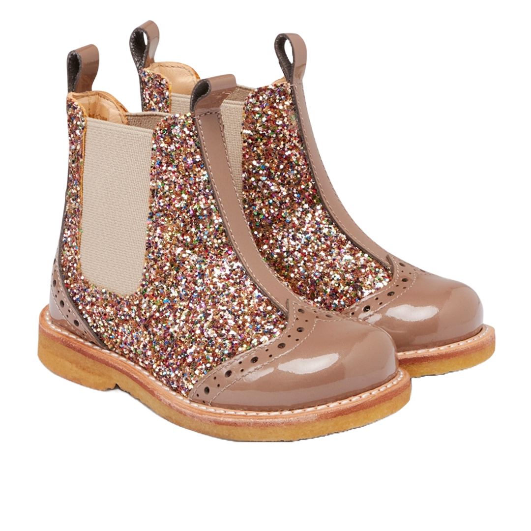 Chelsea-Stiefel mit Brogue-Lochmuster