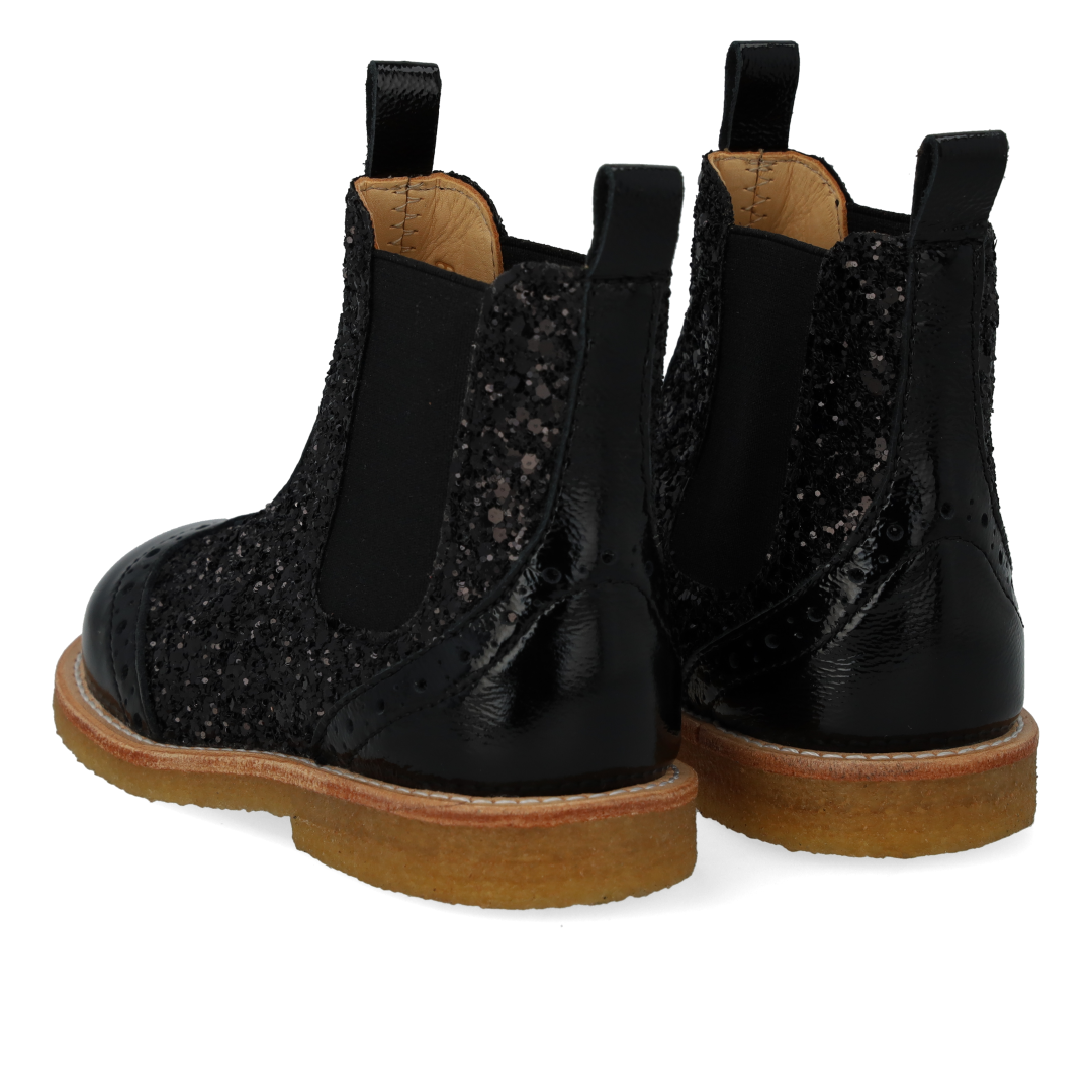 Chelsea-Stiefel mit Brogue-Lochmuster