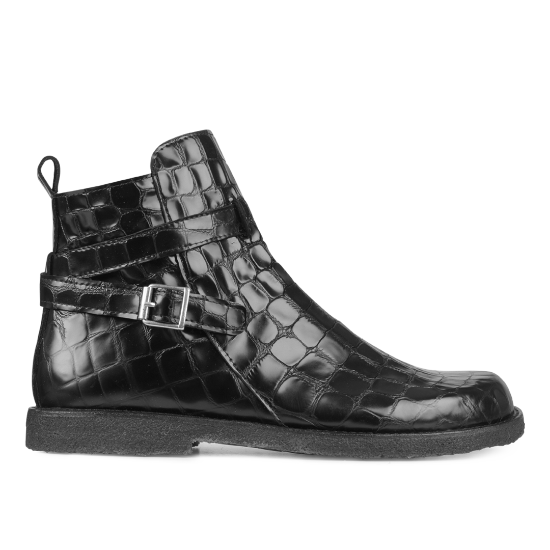Stiefelette mit Reißverschluss und weiter Passform