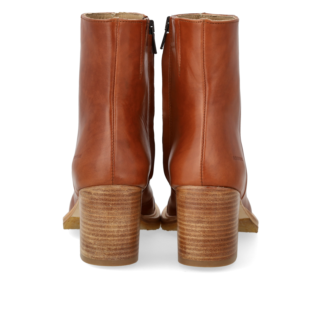 Stiefelette mit Blockabsatz und Reißverschluss