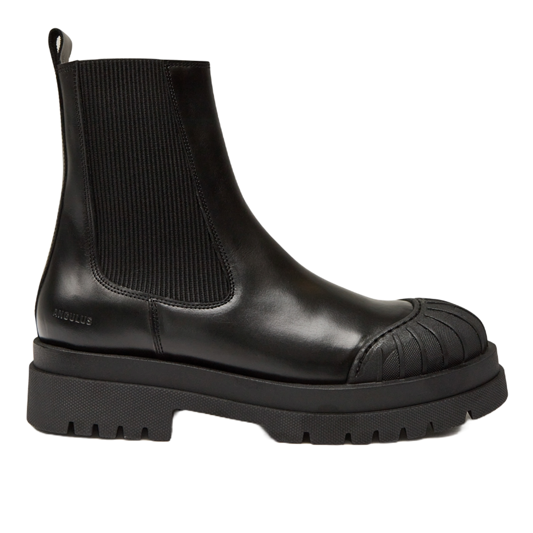 Stiefel mit Gummizug