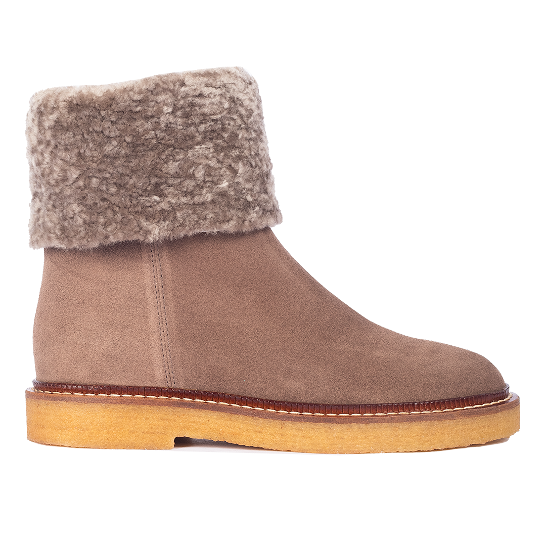 Wildlederstiefel mit weichem Lammwollfutter