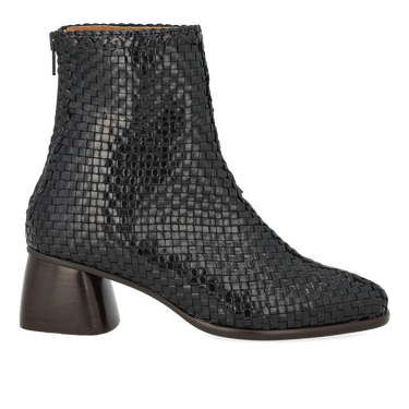 Handgeflochtener Stiefel mit skulpturalem Absatz