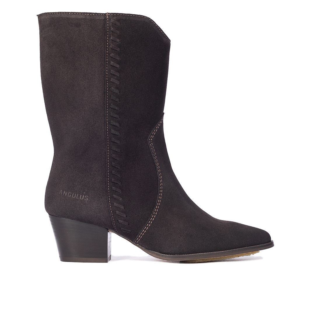 Cowboystiefel mit geflochtenen Ziernähten