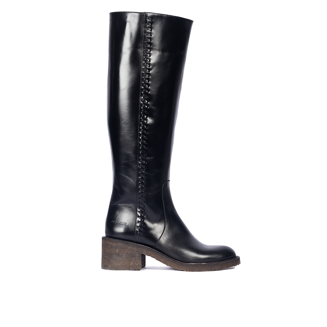 Stiefel mit langem Schaft und geflochtenen Ziernähten