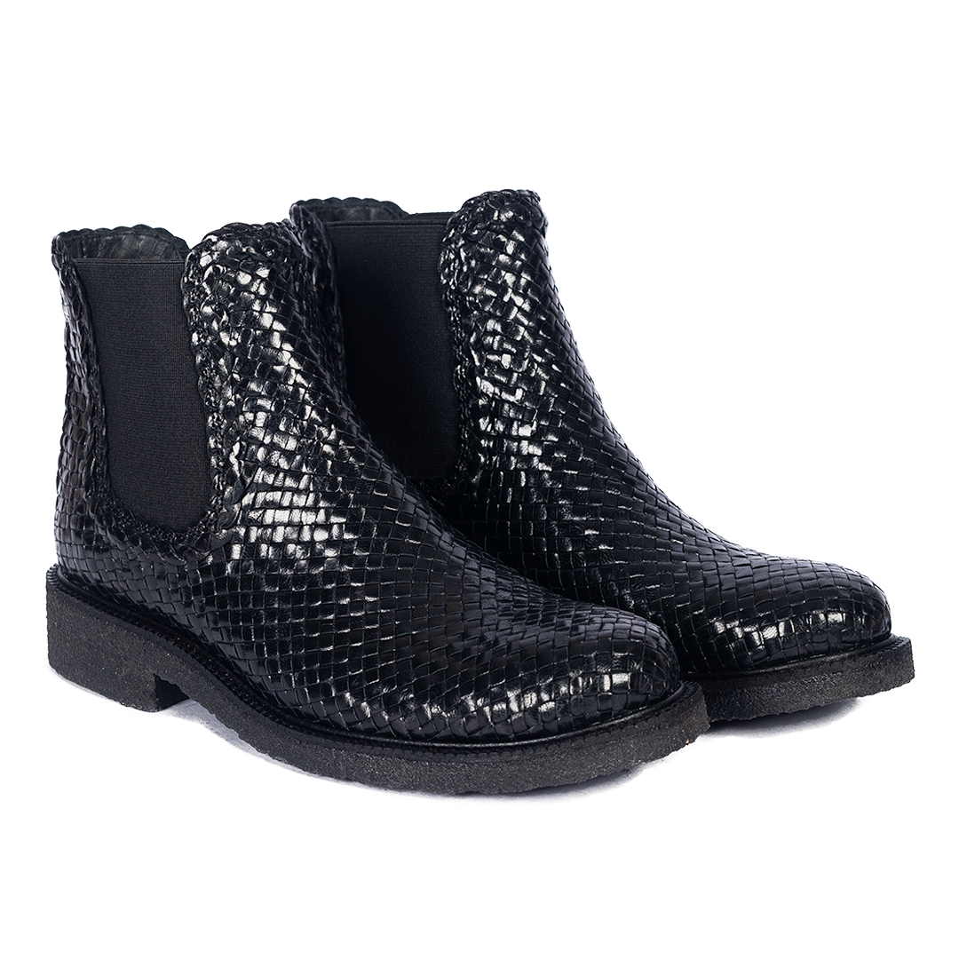Handgeflochtener Stiefel