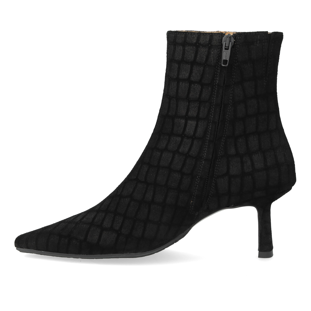 Skulpturale Stiefelette mit spitzer Spitze