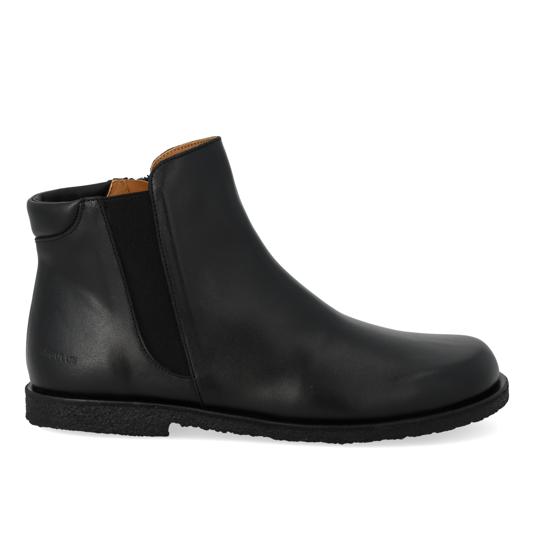 Stiefel mit niedrigem Schaft und weiter Passform