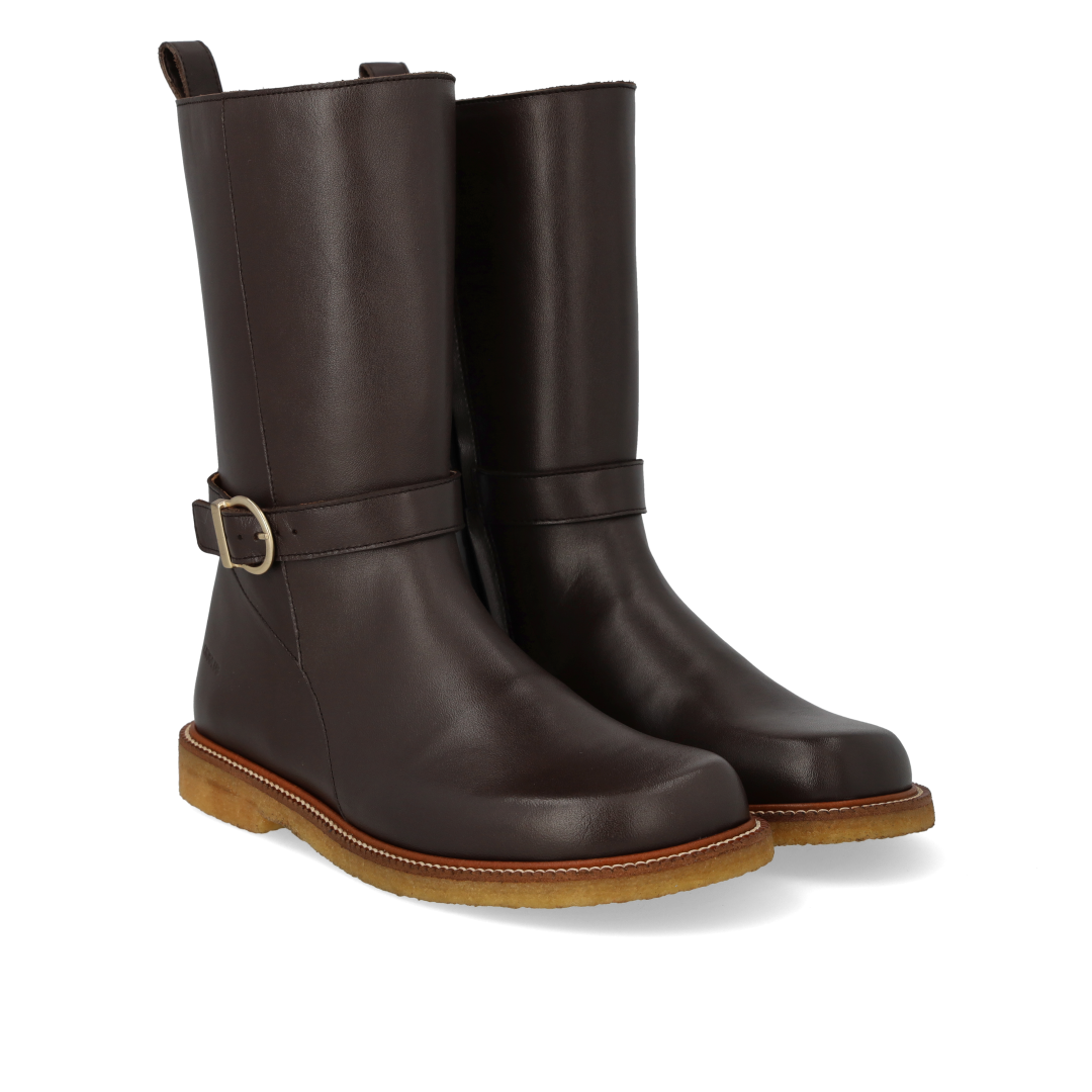 Halbhoher Stiefel