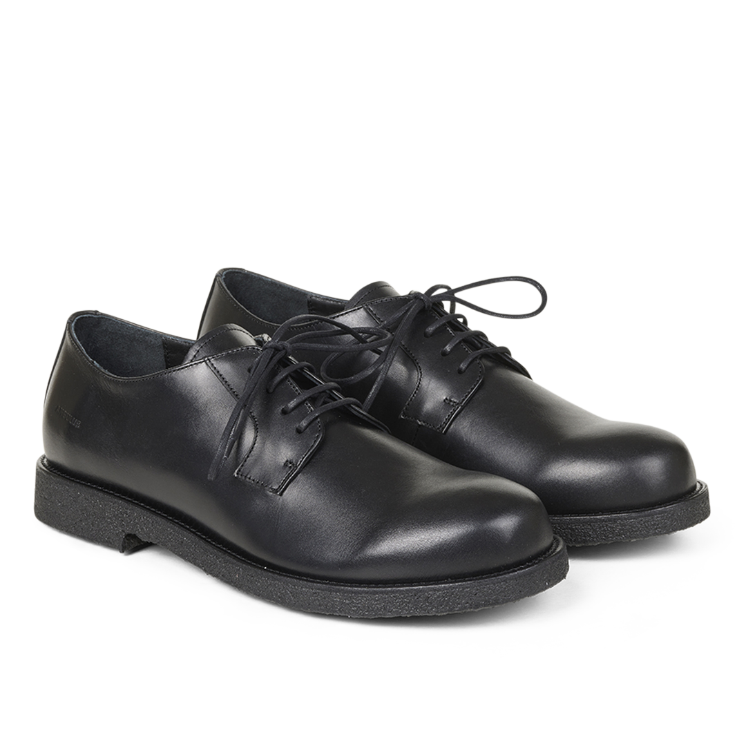 Schnürschuhe