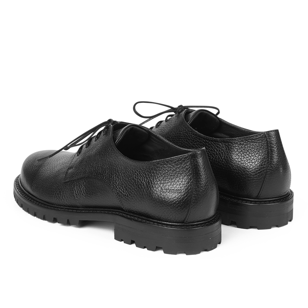 Klassischer Schnürschuh