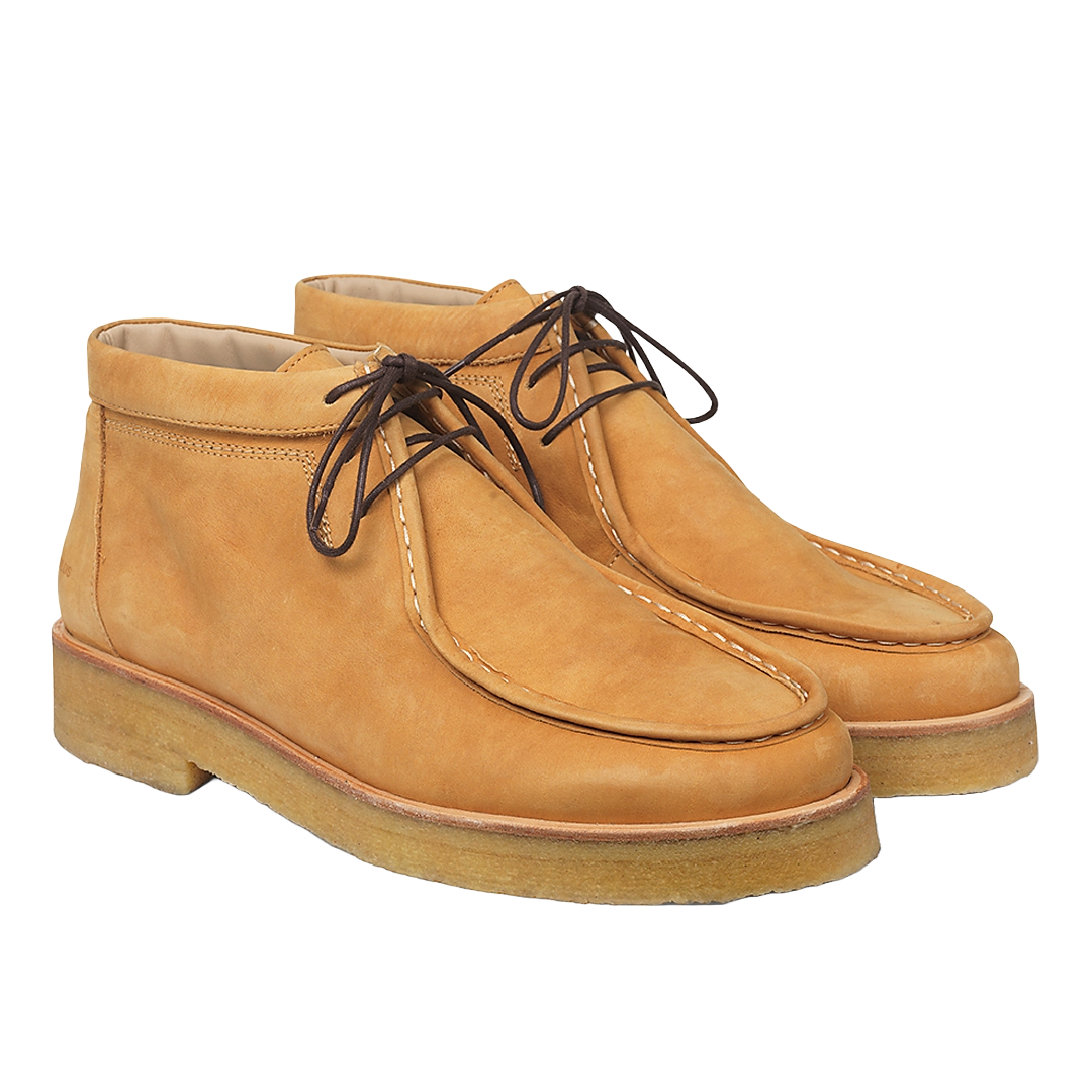 Schnürstiefel mit niedrigem Schaft